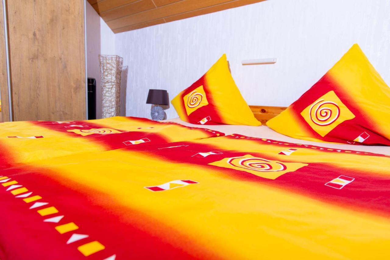 Moselhaus Bed and Breakfast Zeltingen-Rachtig Exteriör bild