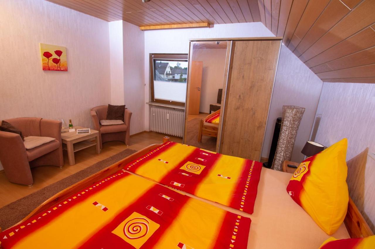 Moselhaus Bed and Breakfast Zeltingen-Rachtig Exteriör bild