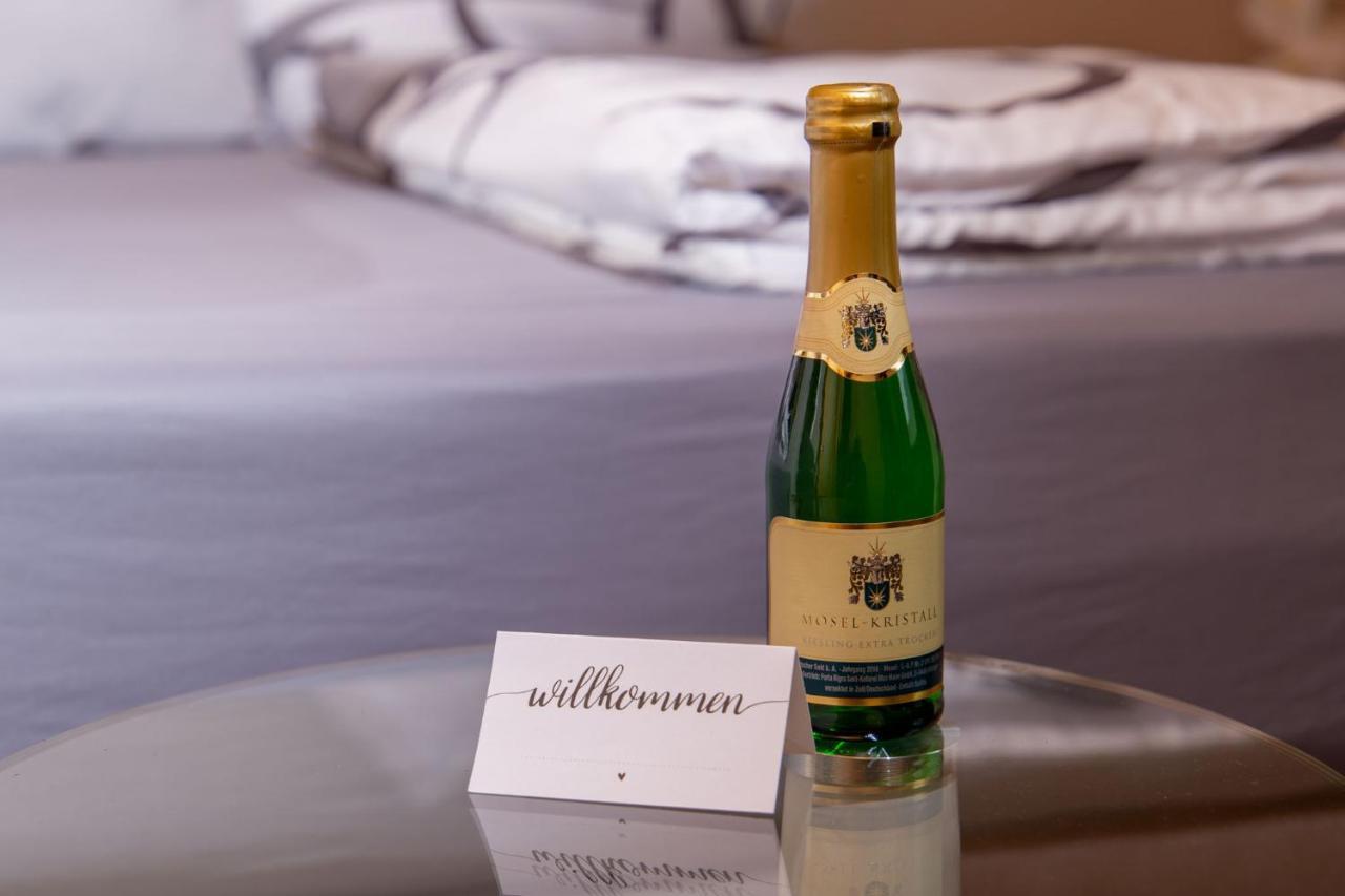 Moselhaus Bed and Breakfast Zeltingen-Rachtig Exteriör bild